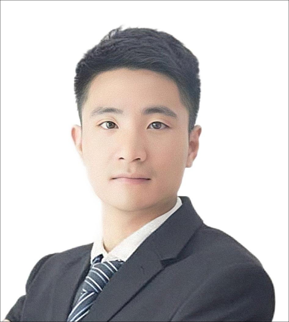 李旭