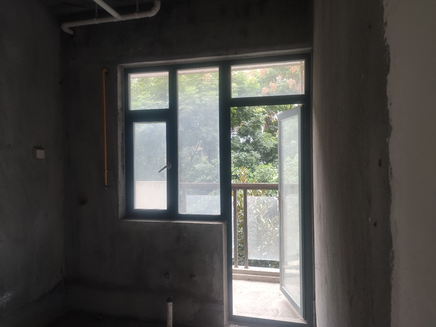 绵阳辰兴优山美郡，2室2厅1卫，75.00㎡，毛坯，售价69.90万 绵阳二手房