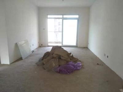 双碑片区 恒业塞纳阳光三房93万