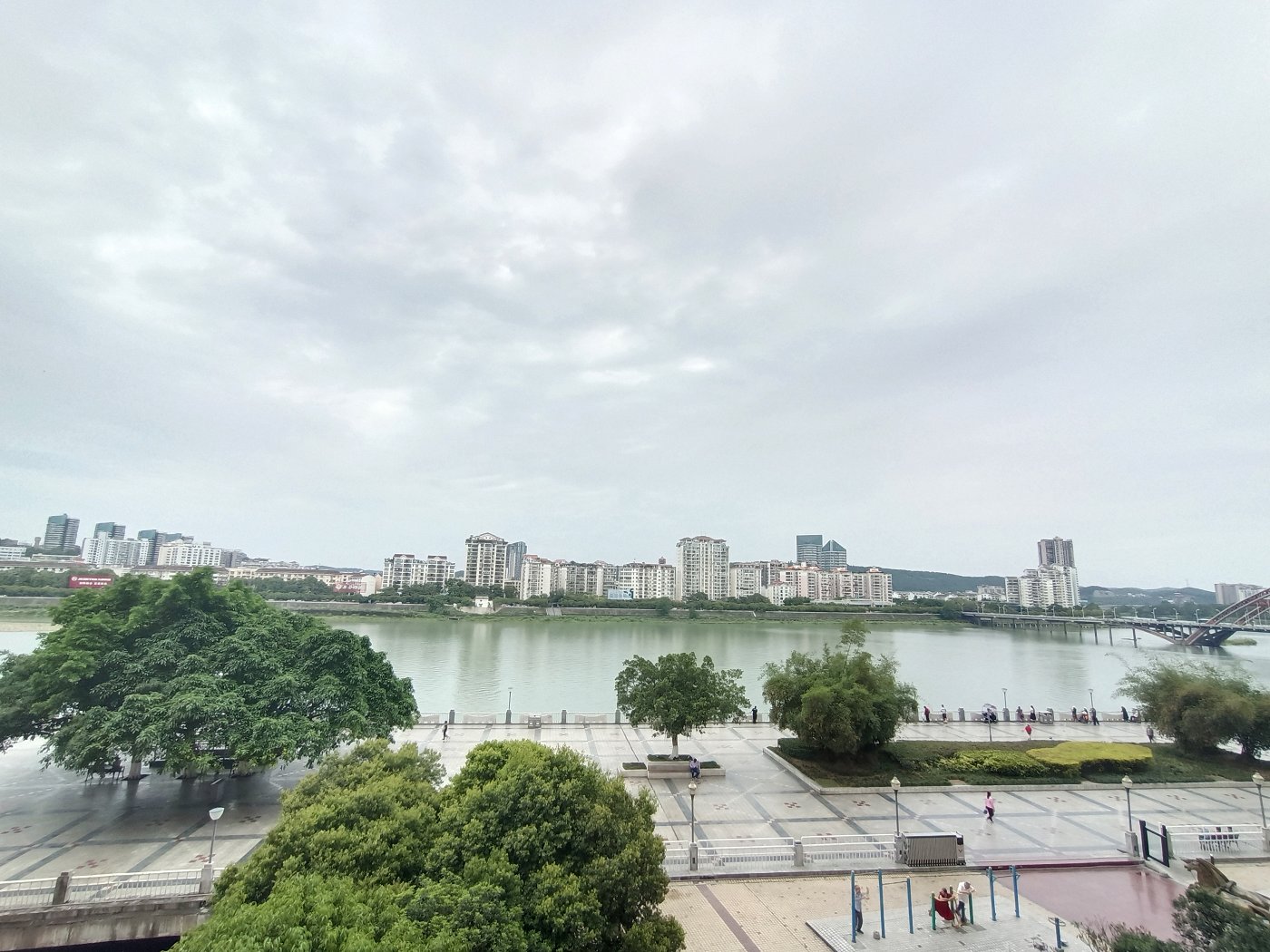 绵阳市中心片区 富临外滩花园四房170万 绵阳二手房