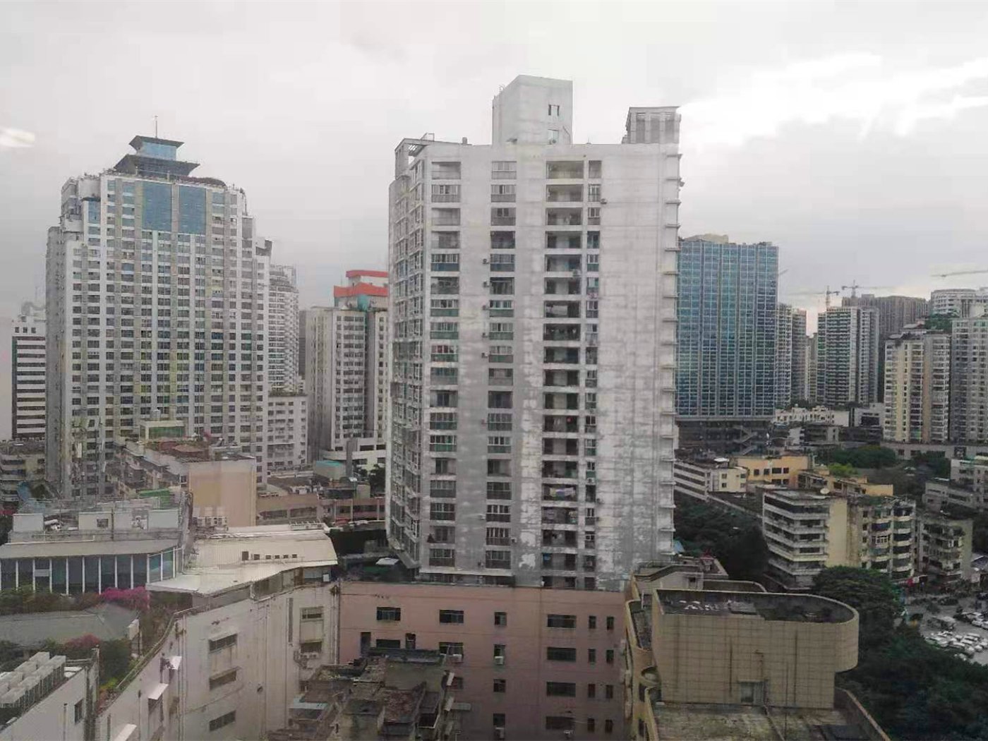 绵阳市中心片区 光明华都一房136万 绵阳二手房