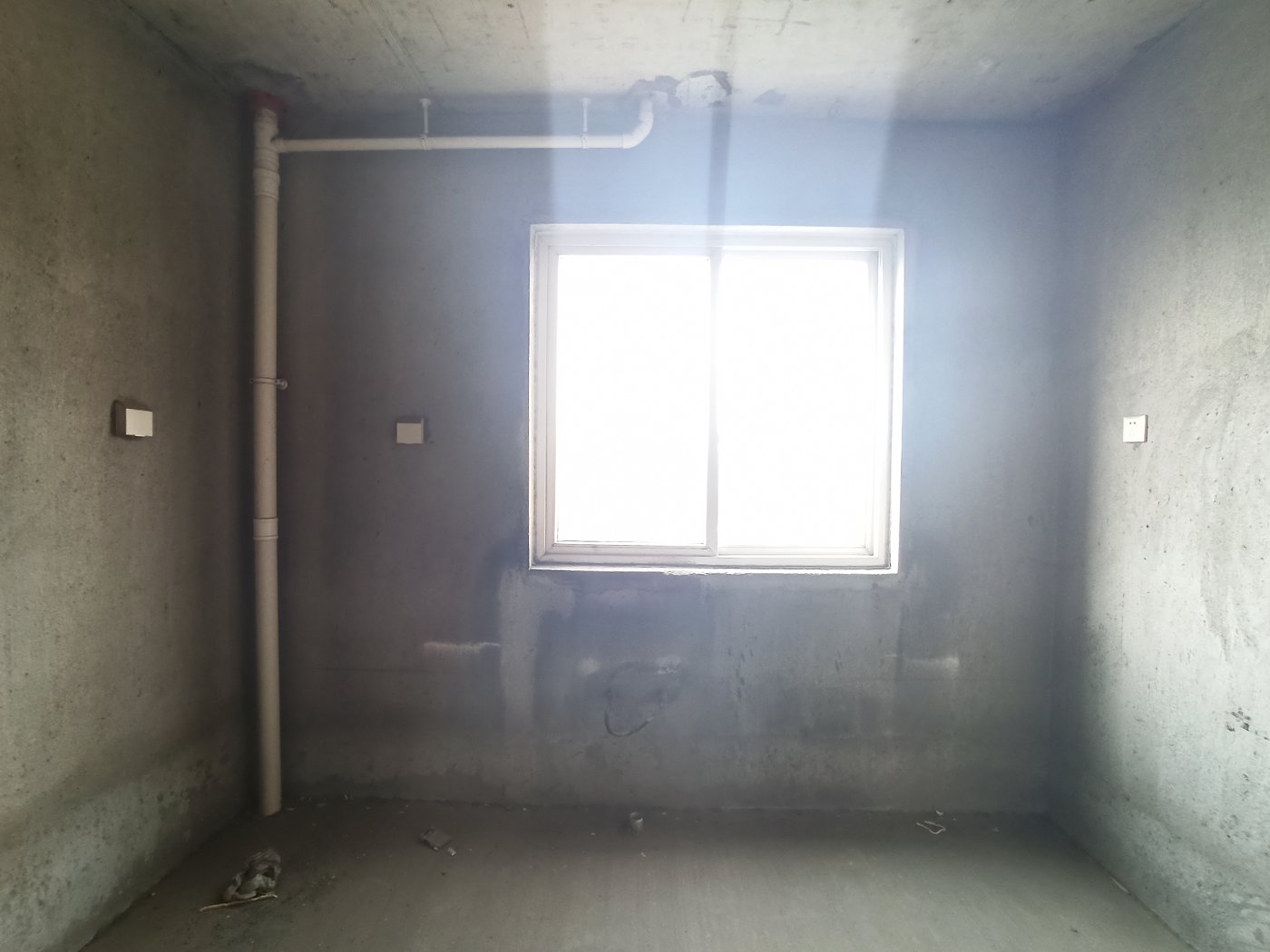 绵阳九洲家园，3室2厅2卫，135.00㎡，毛坯，售价83万 绵阳二手房