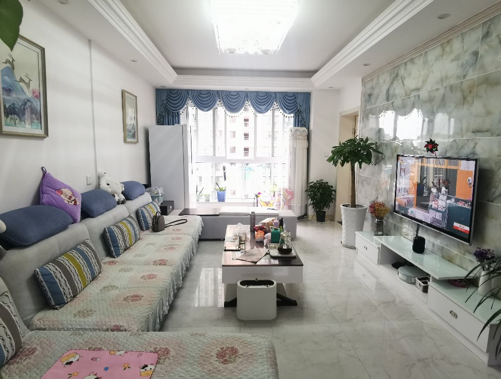绵阳玫瑰花城幻变三房小区中庭不吵闹住家装修 绵阳二手房