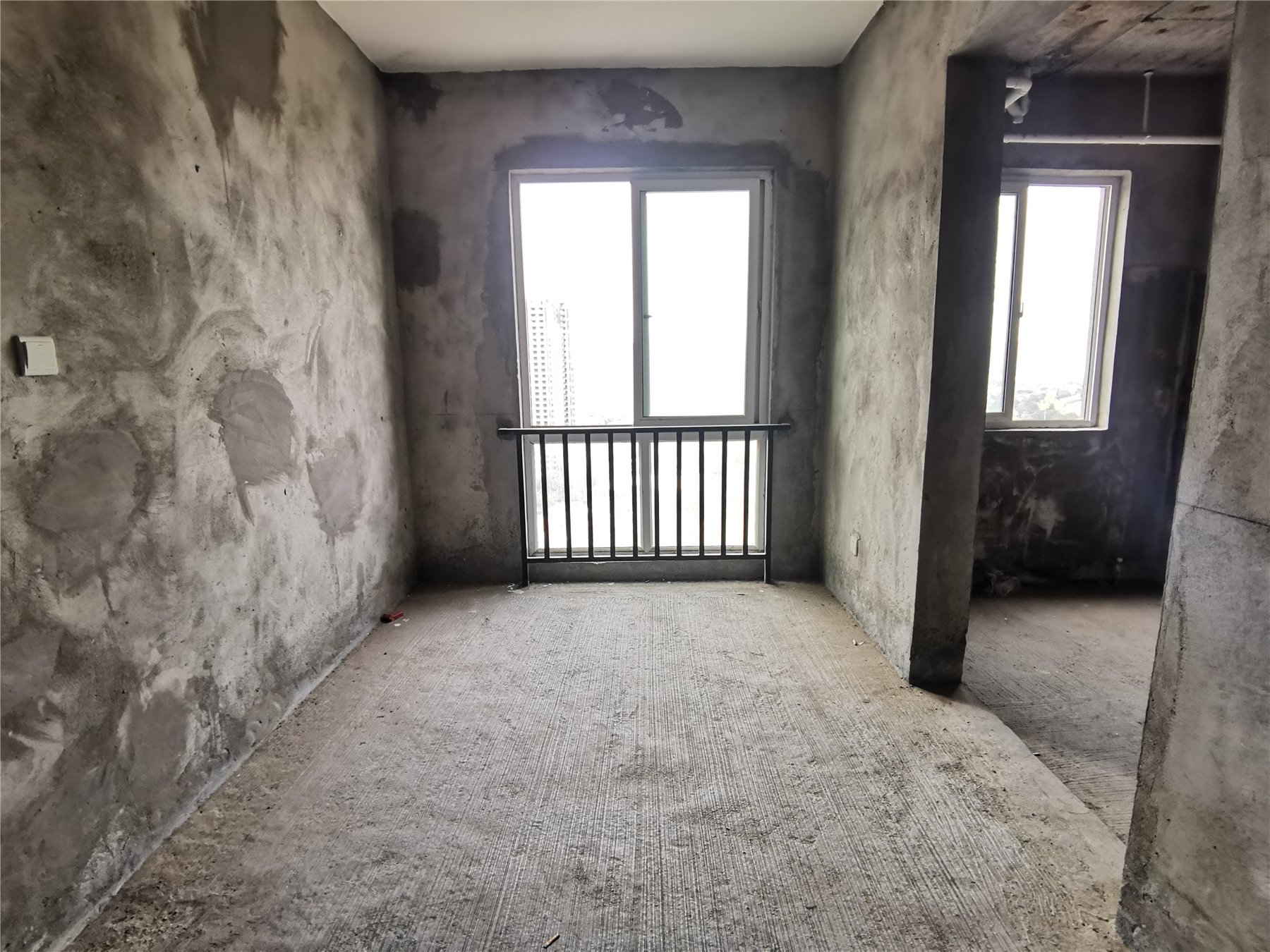 绵阳嘉来涪滨印象，3室2厅1卫，93.00㎡，毛坯，租金1000元/月 绵阳租房
