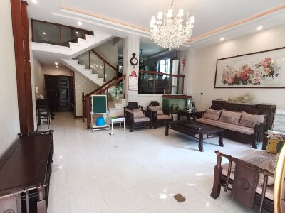 小岛花园城二期联排别墅 端头带车库带花园