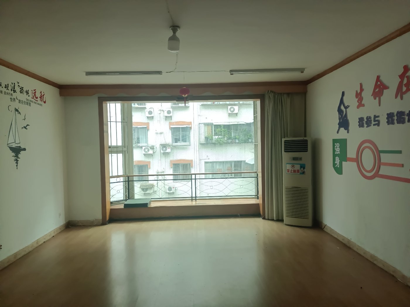 绵阳花园片区 花园小区（涪城）四房1900元/月 绵阳租房