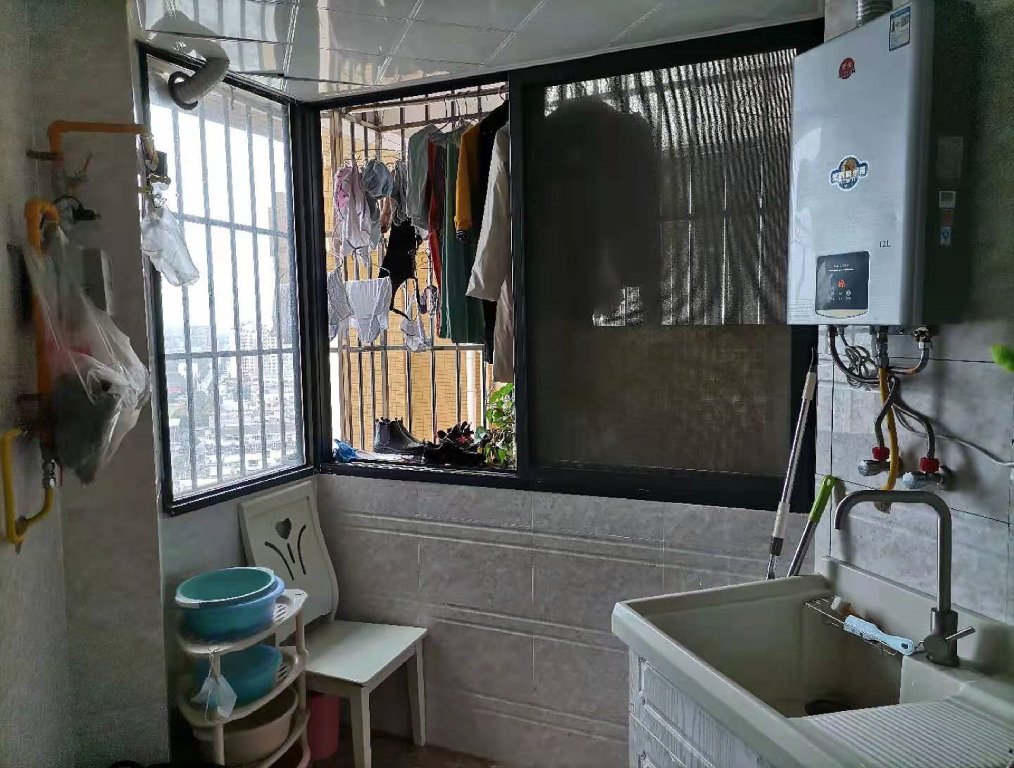 绵阳安州一区 圣鼎巴洛克三房71万 绵阳二手房