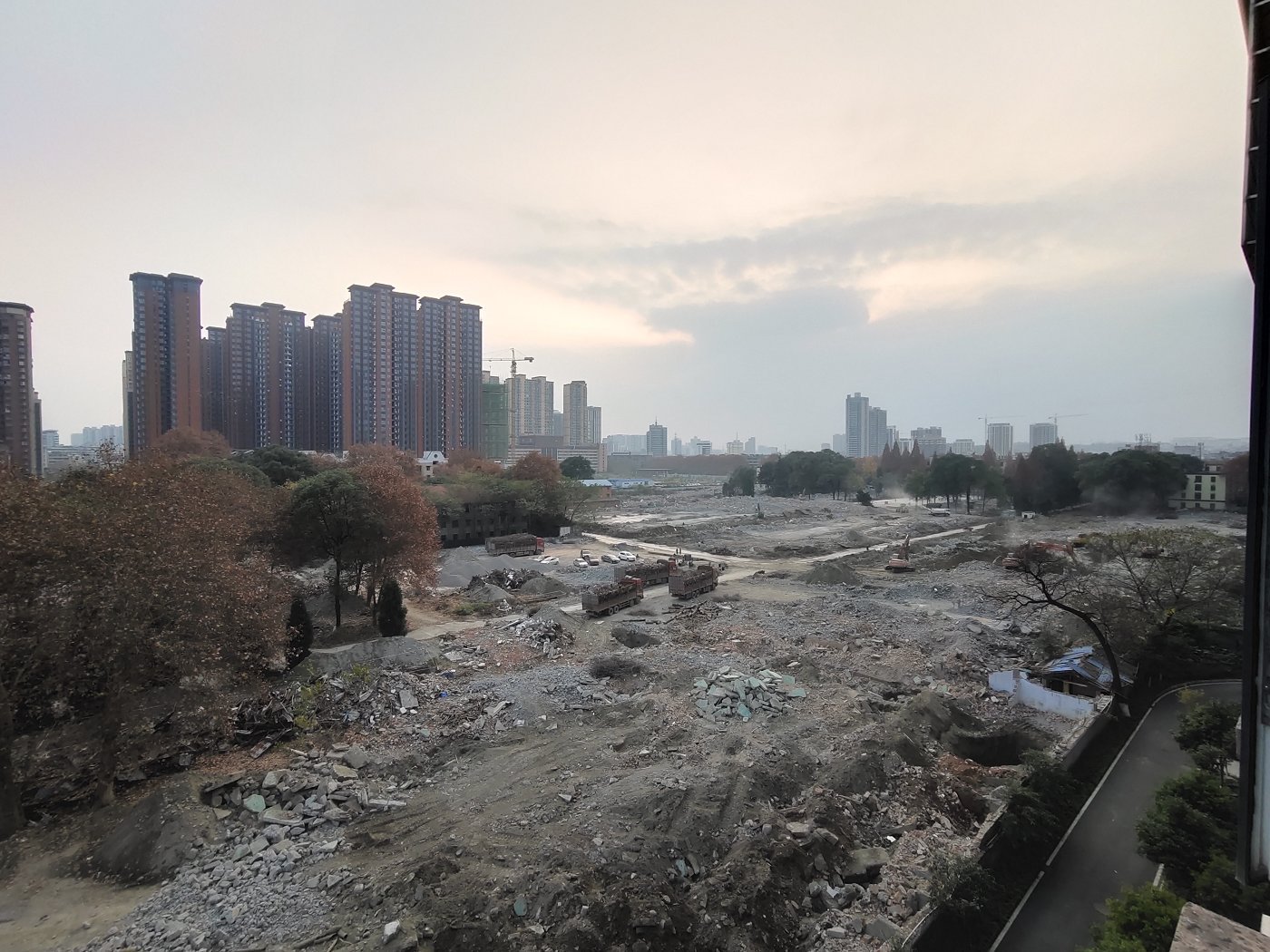 绵阳市中心片区 九洲跃进路1958一期两房2000元/月 绵阳租房