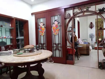 三汇绿岛，6室3厅3卫，233.00㎡，普装，售价184万