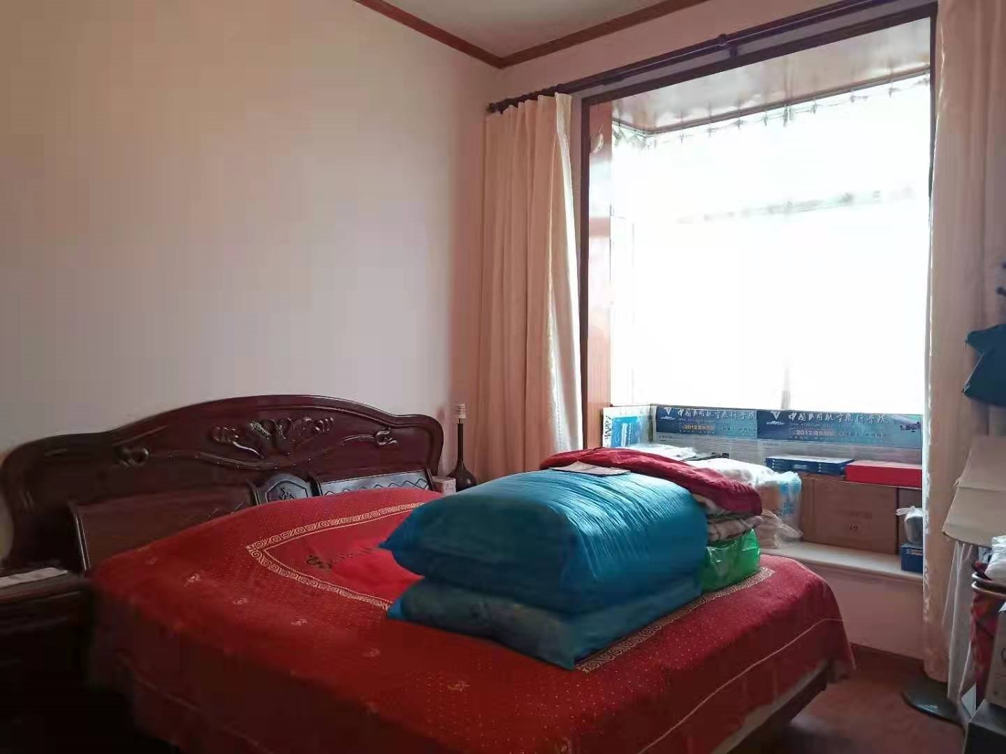 绵阳三汇绿岛，6室3厅3卫，233.00㎡，普装，售价184万 绵阳二手房