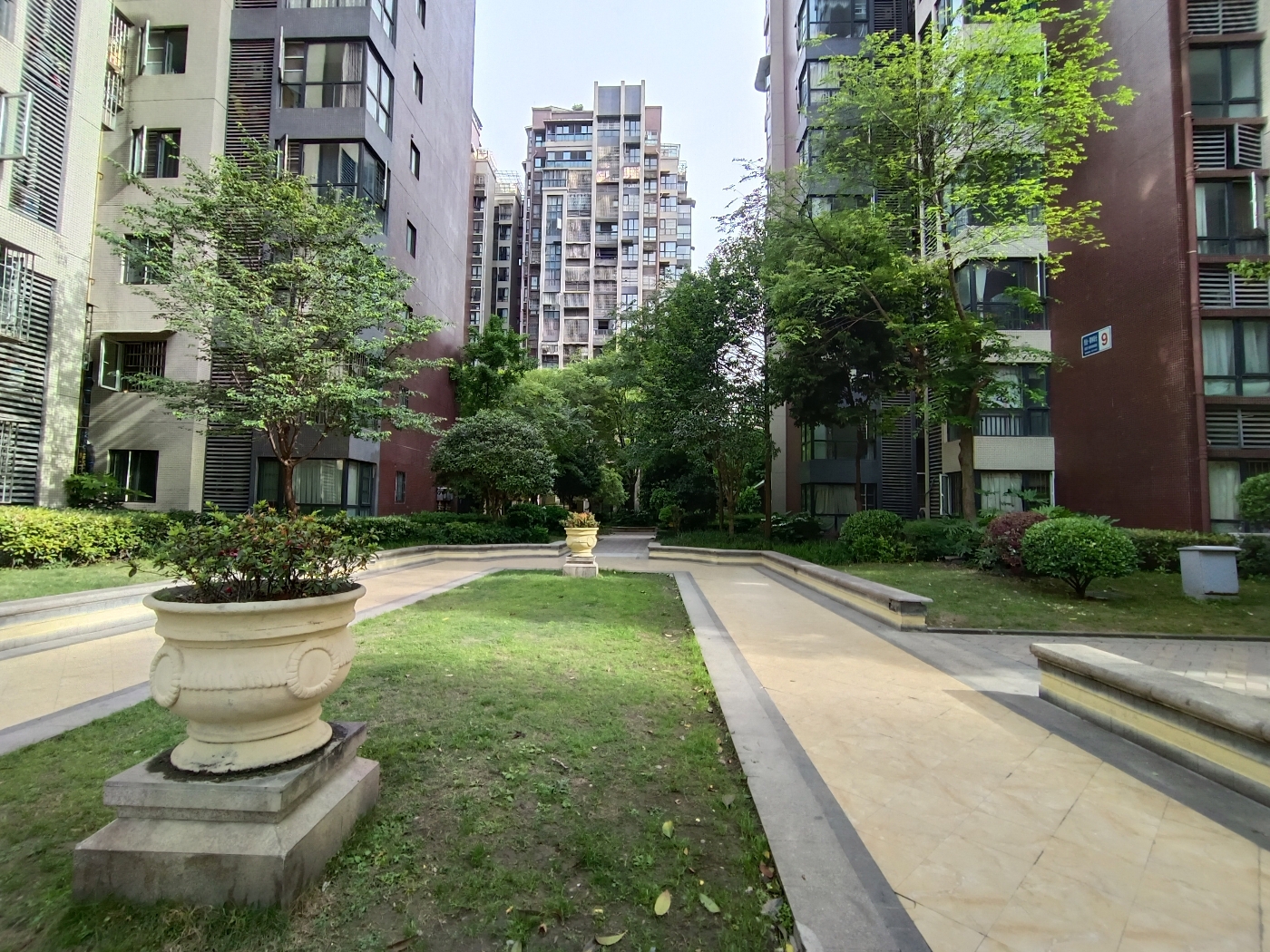 绵阳双碑片区 恒业塞纳阳光两房1200元/月 绵阳租房