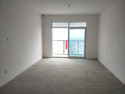 游仙区凯越东湖1号3房83万