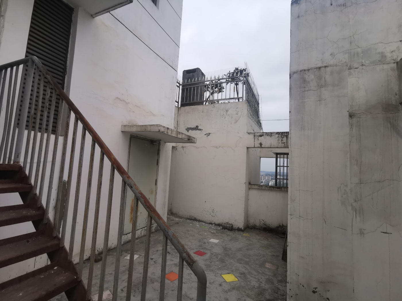 绵阳高水片区 盛鑫中央广场三房2000元/月 绵阳租房