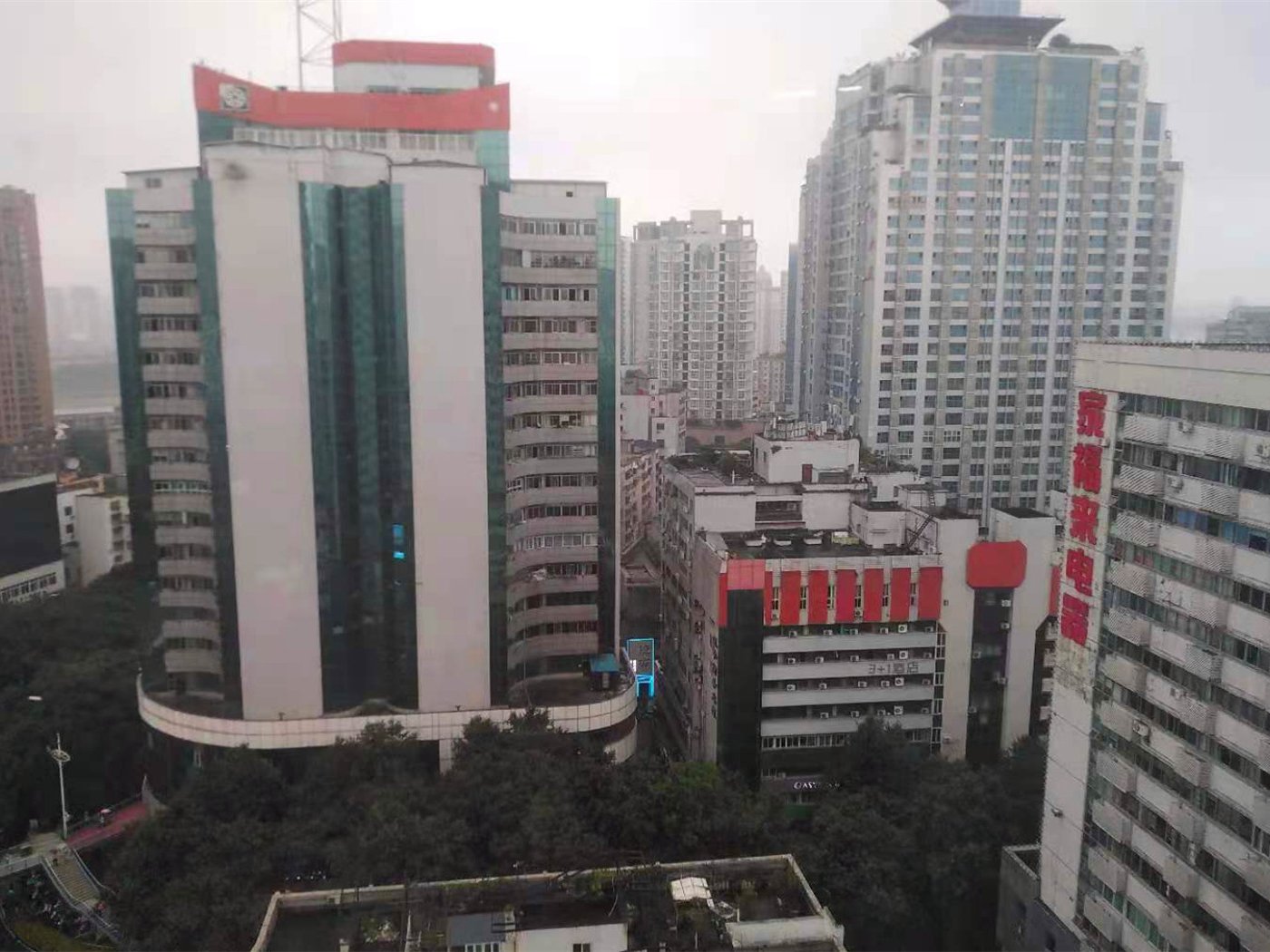 绵阳市中心片区 时代大厦三房85万 绵阳二手房