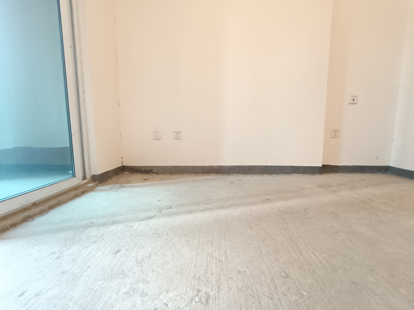 绵阳塘汛片区 万达观澜三房1000元/月 绵阳二手房