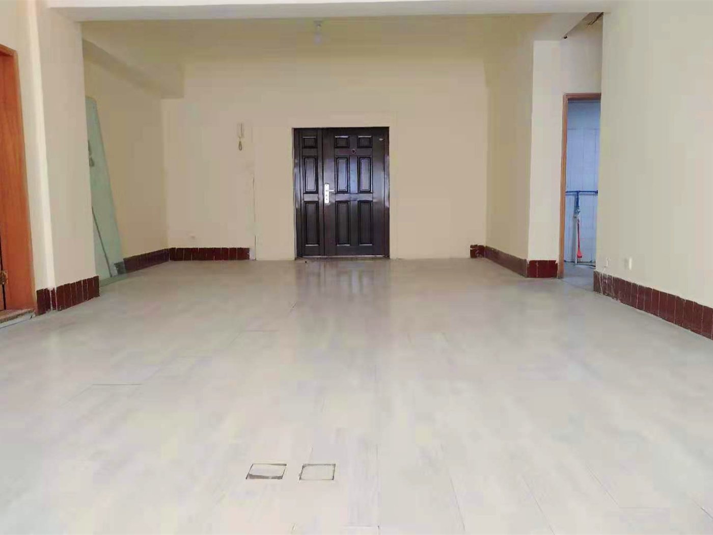 绵阳市中心片区 望园商厦三房2200元/月 绵阳租房