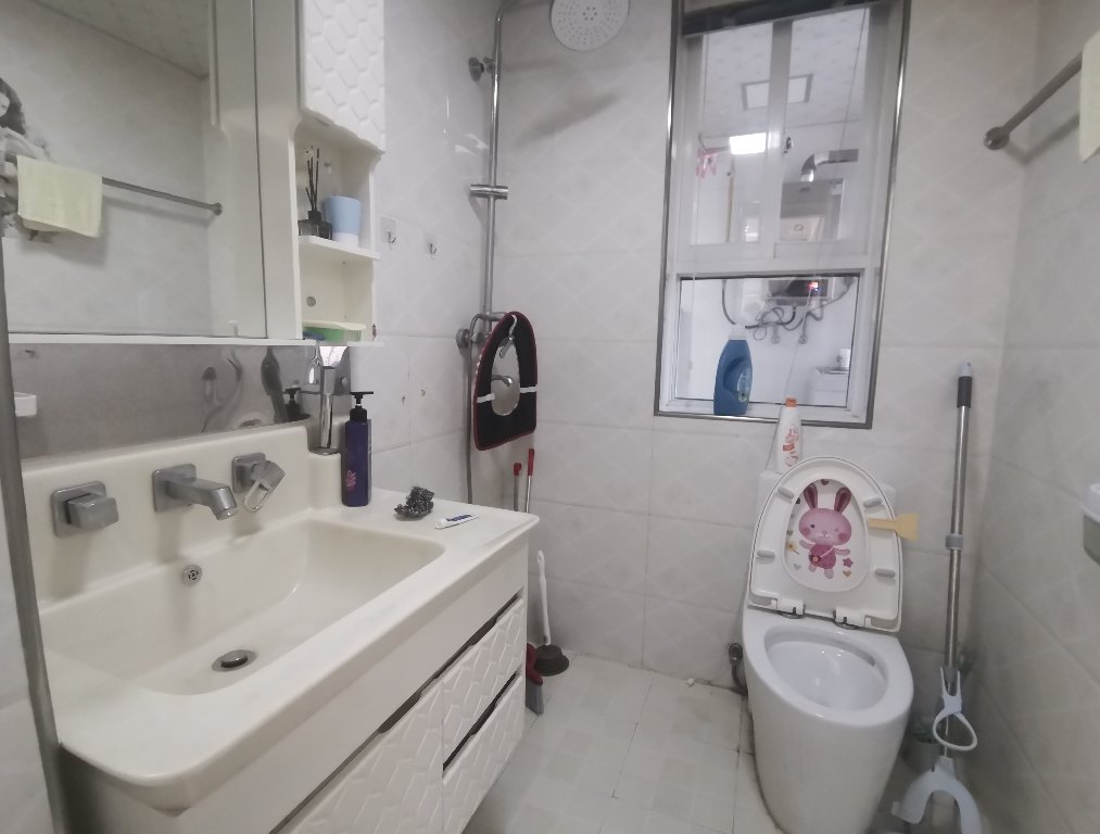 绵阳经开区 万达华府2房1700元/月 绵阳租房