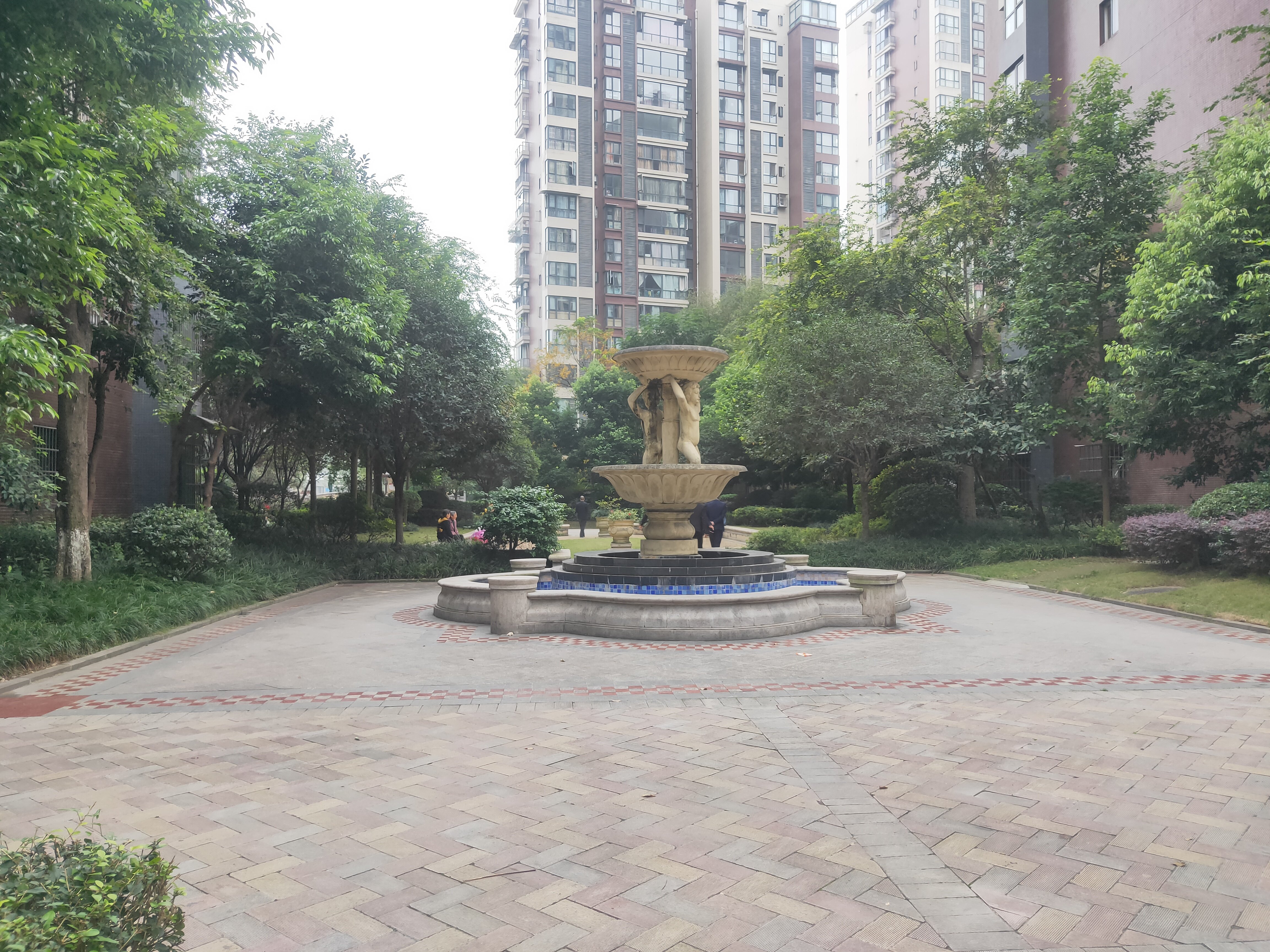 绵阳双碑片区 圣苑塞纳阳光两房1400元/月 绵阳租房