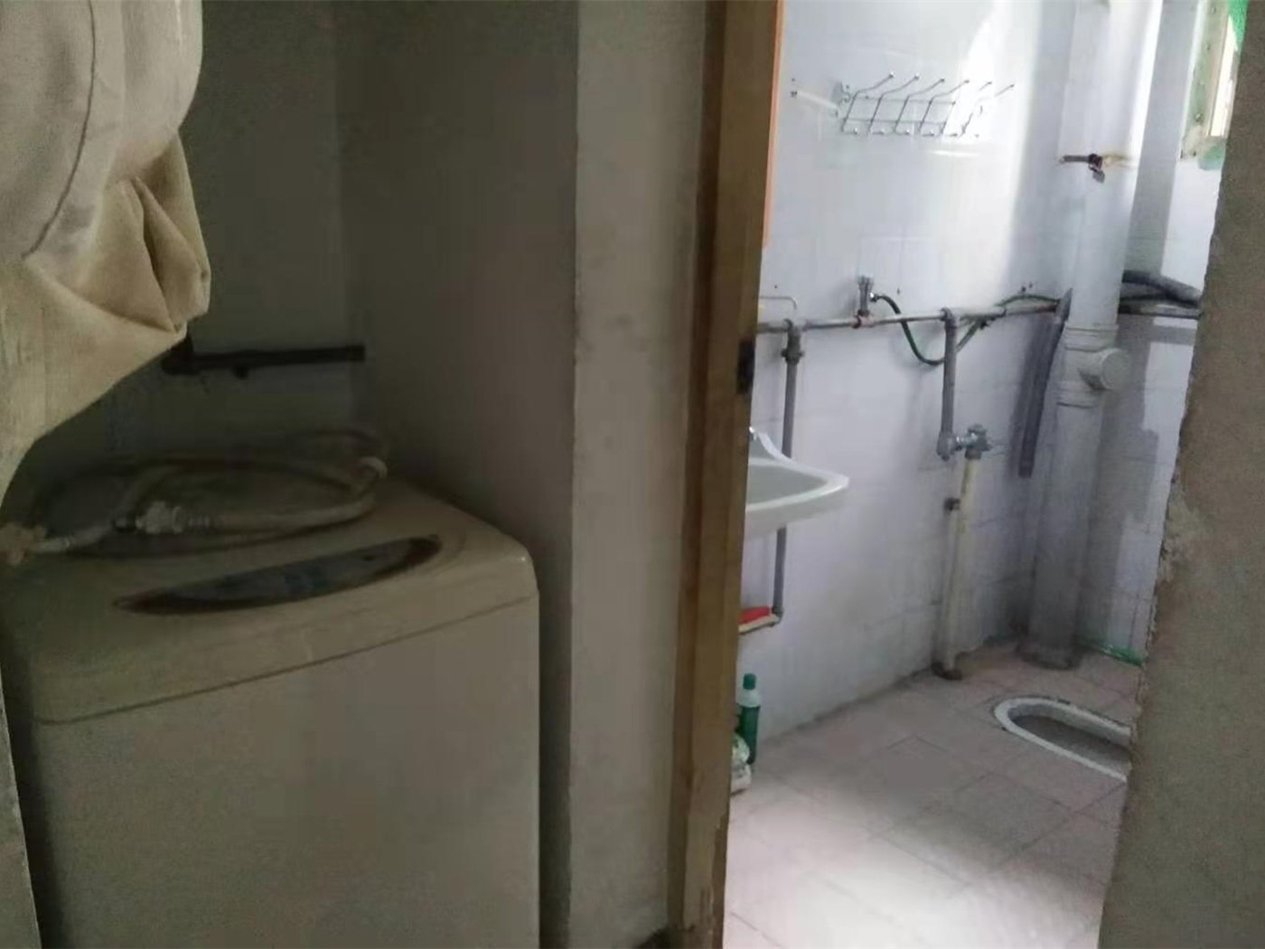 绵阳涪城区 彩印厂单位房2房800元/月 绵阳租房