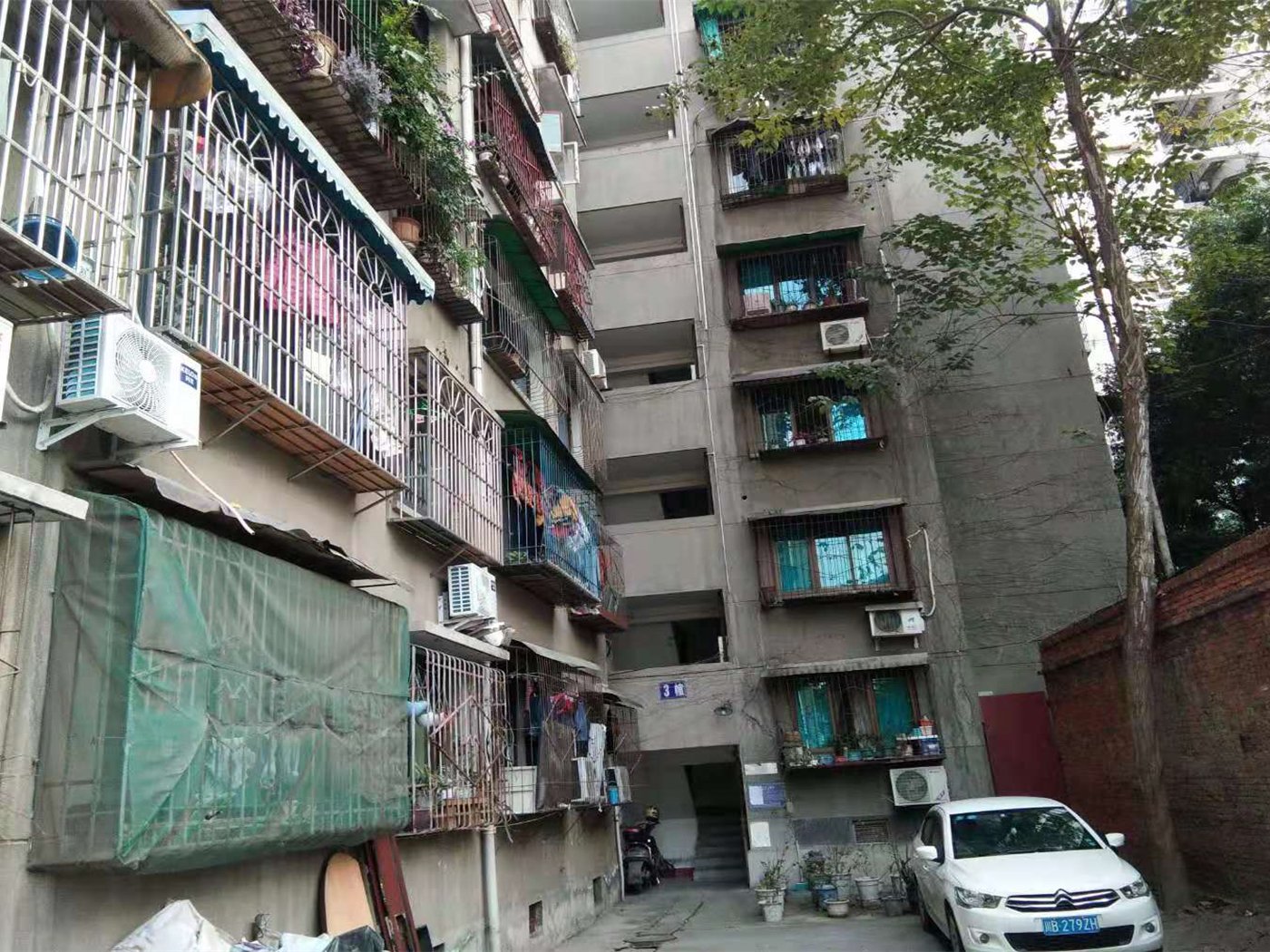 绵阳涪城区 彩印厂单位房2房800元/月 绵阳租房