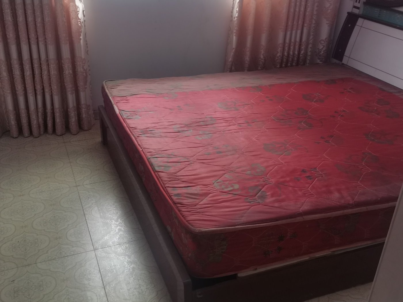 绵阳丰谷上城，2室2厅1卫，79.00㎡，普装，租金500元/月 绵阳租房