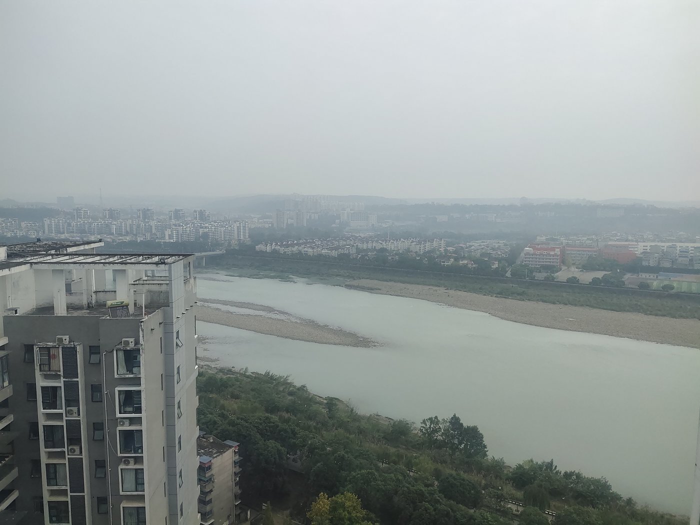 绵阳高水片区 长虹世纪城一期三房120万 绵阳二手房