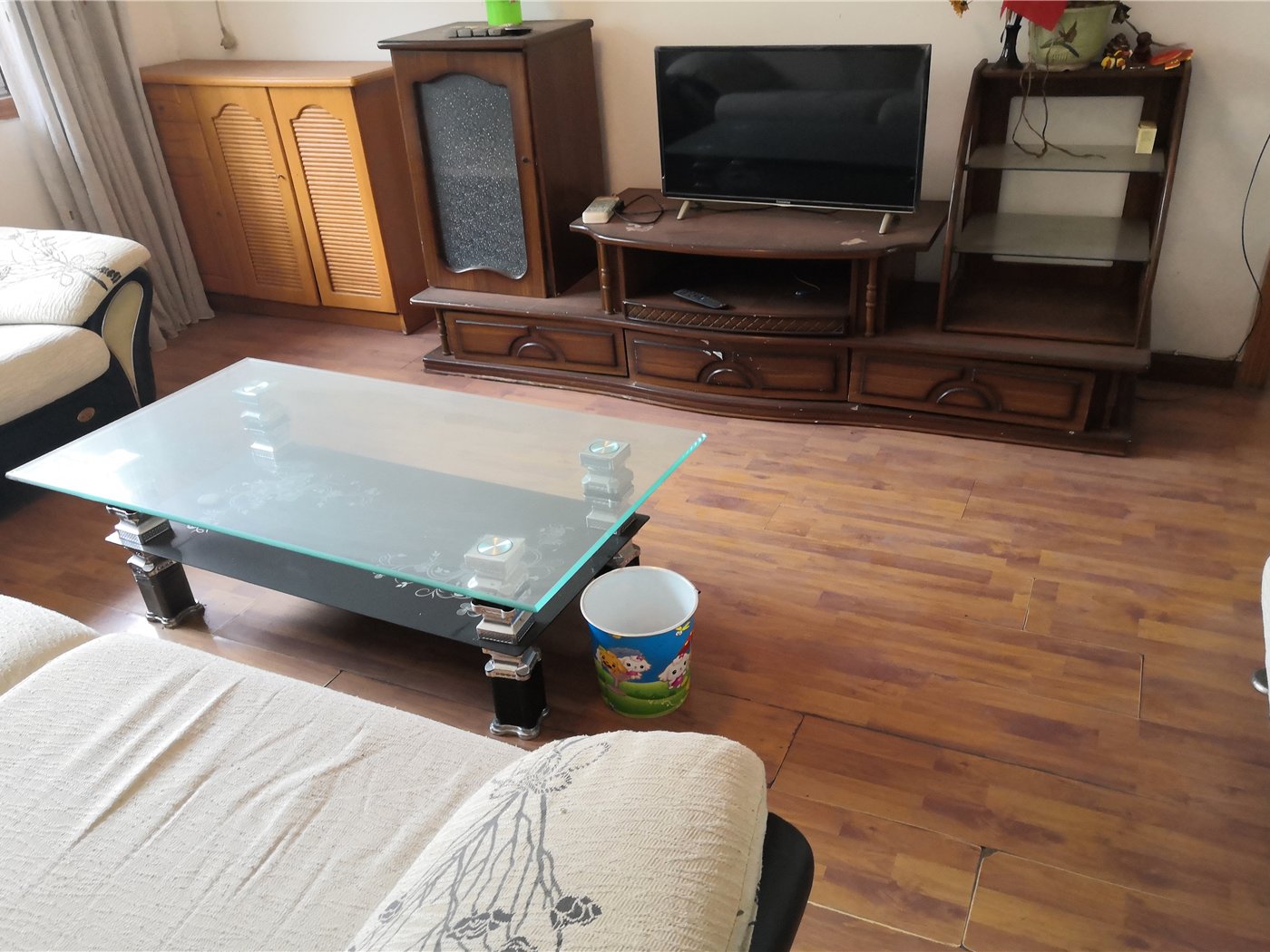 绵阳涪城区 亨利小区3房1100元/月 绵阳租房