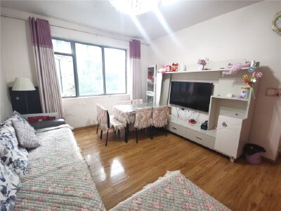 游仙区 三江首座3房125万