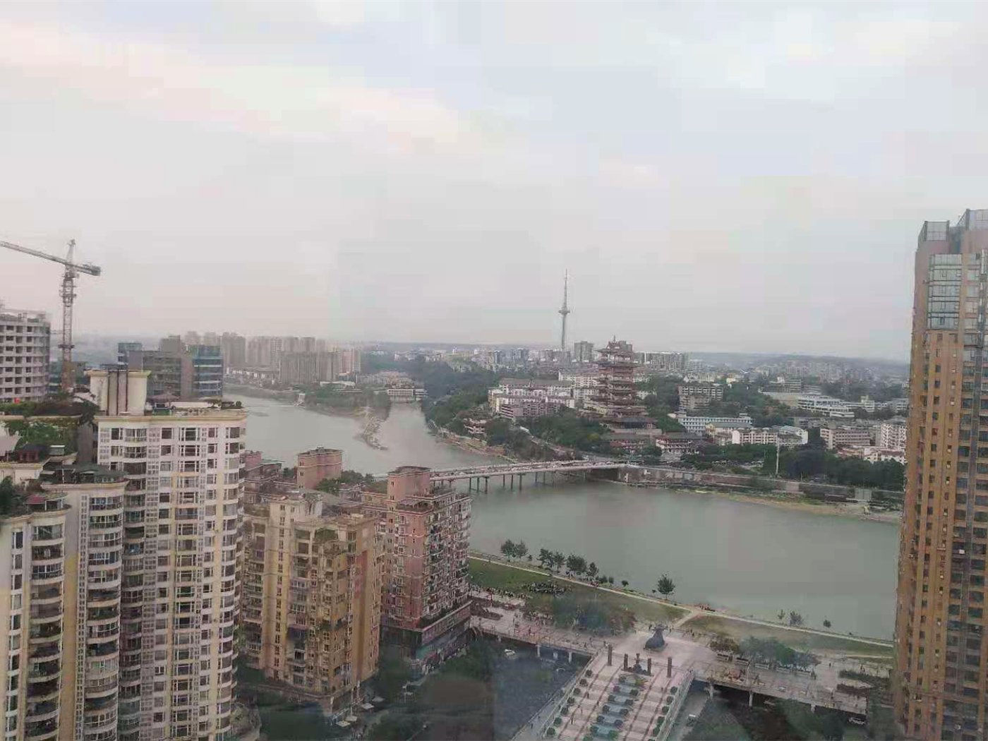 绵阳市中心片区 金三角大厦三房101万 绵阳二手房