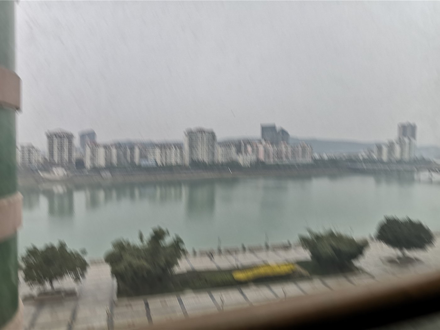 绵阳涪城区 富临外滩花园3房1600元/月 绵阳租房