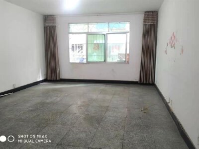 普明片区 普明北路东段2组88号三房58万