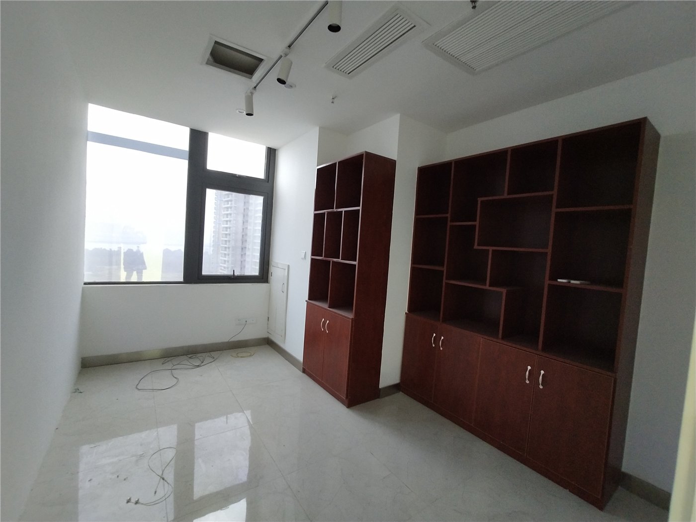 绵阳经开区 万达SOHO0房2000元/月 绵阳租房