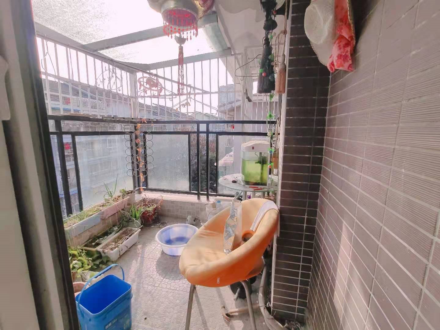 绵阳1000.00元/月枫璟398  B区3室好房 绵阳租房