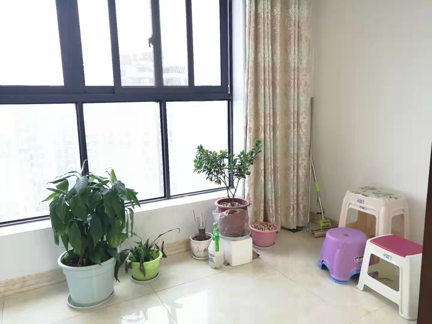 绵阳中心片区 华润凌云府两房1800元/月 绵阳二手房
