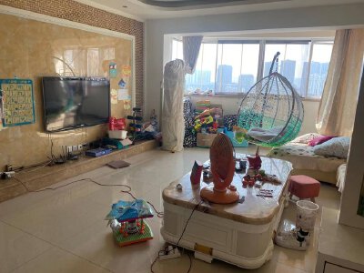 安州一区 花城广场四房80万