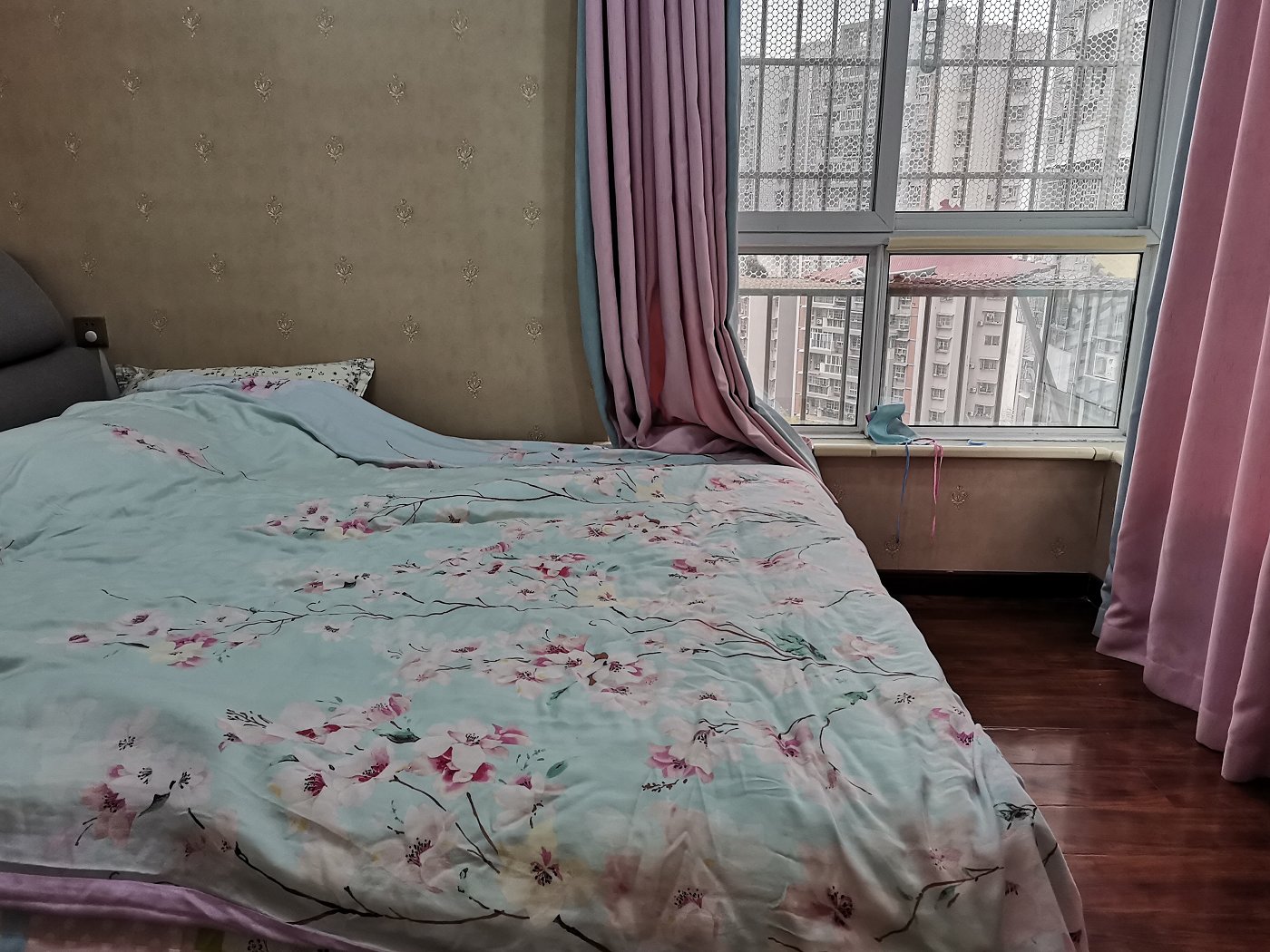 绵阳图书馆片区 东方华尔街两房75万 绵阳二手房