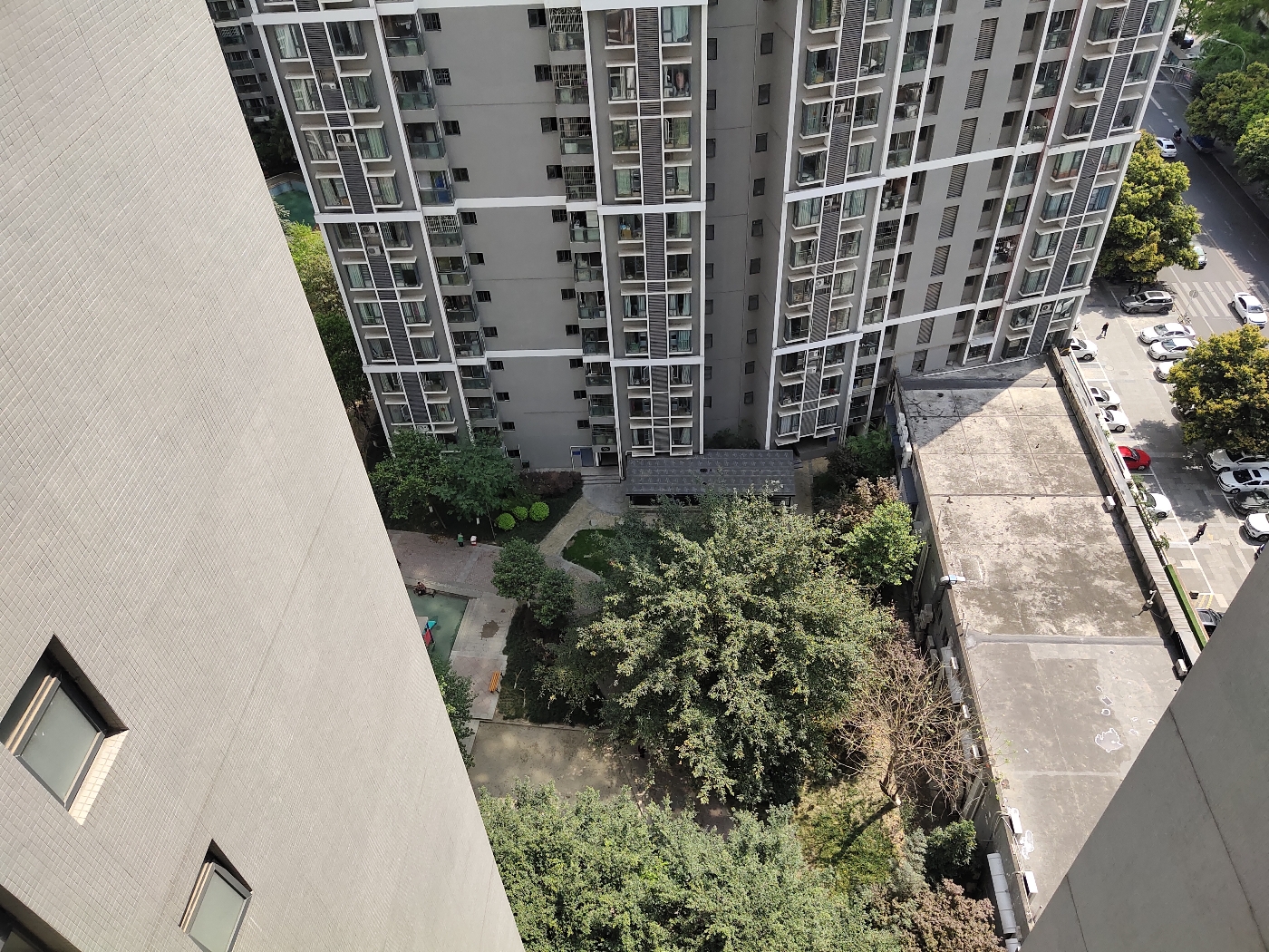绵阳绵阳长虹世纪城一期，2室2厅1卫，89.00㎡，精装，售价79.8万 绵阳二手房