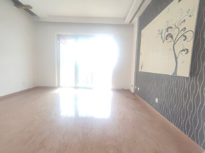 高水片区 都市兰亭三房83万