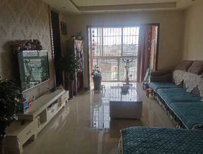 经开区 亚川水岸枫景5房78万