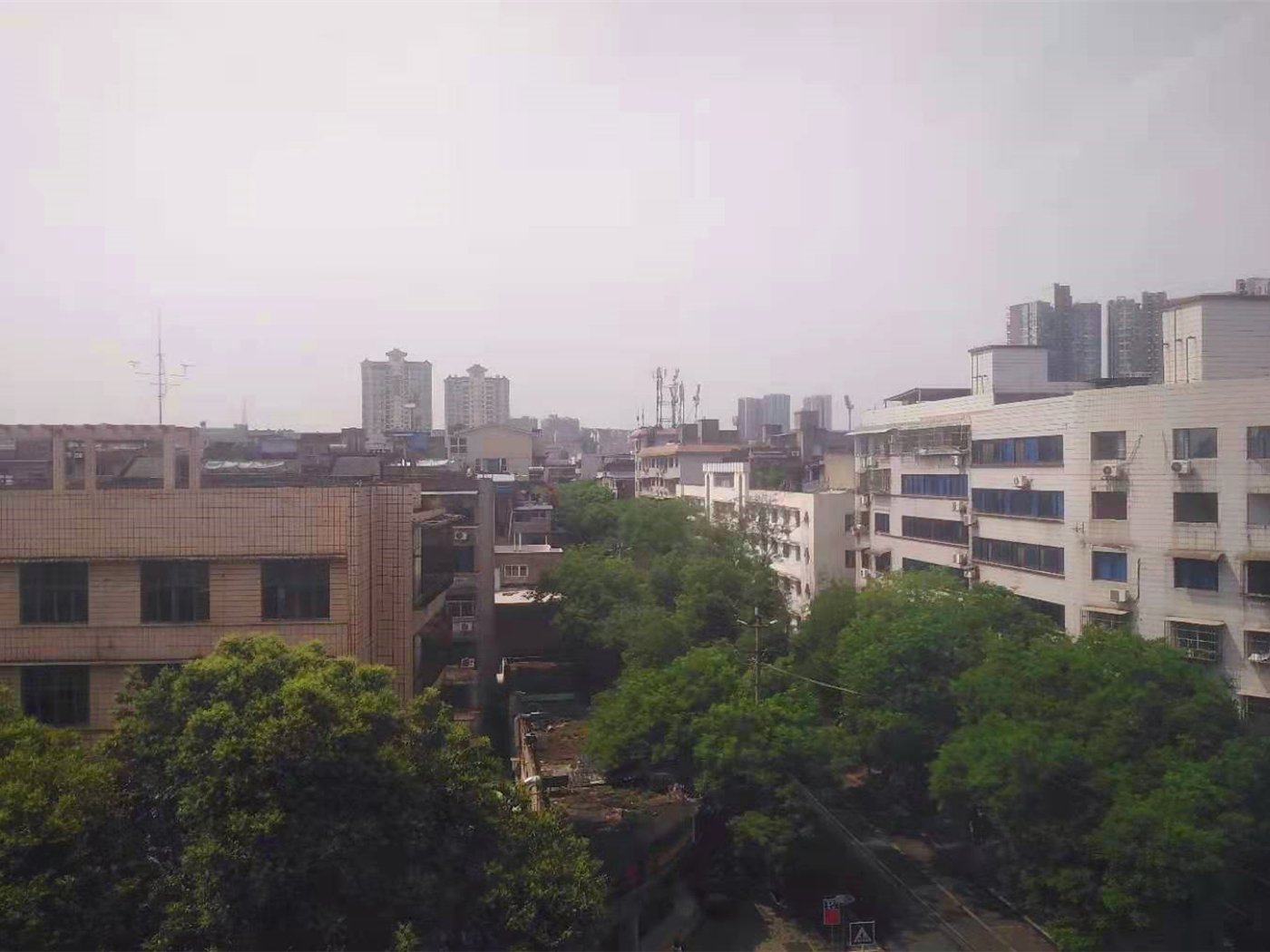 绵阳南河坝片区 律师楼三房93万 绵阳二手房