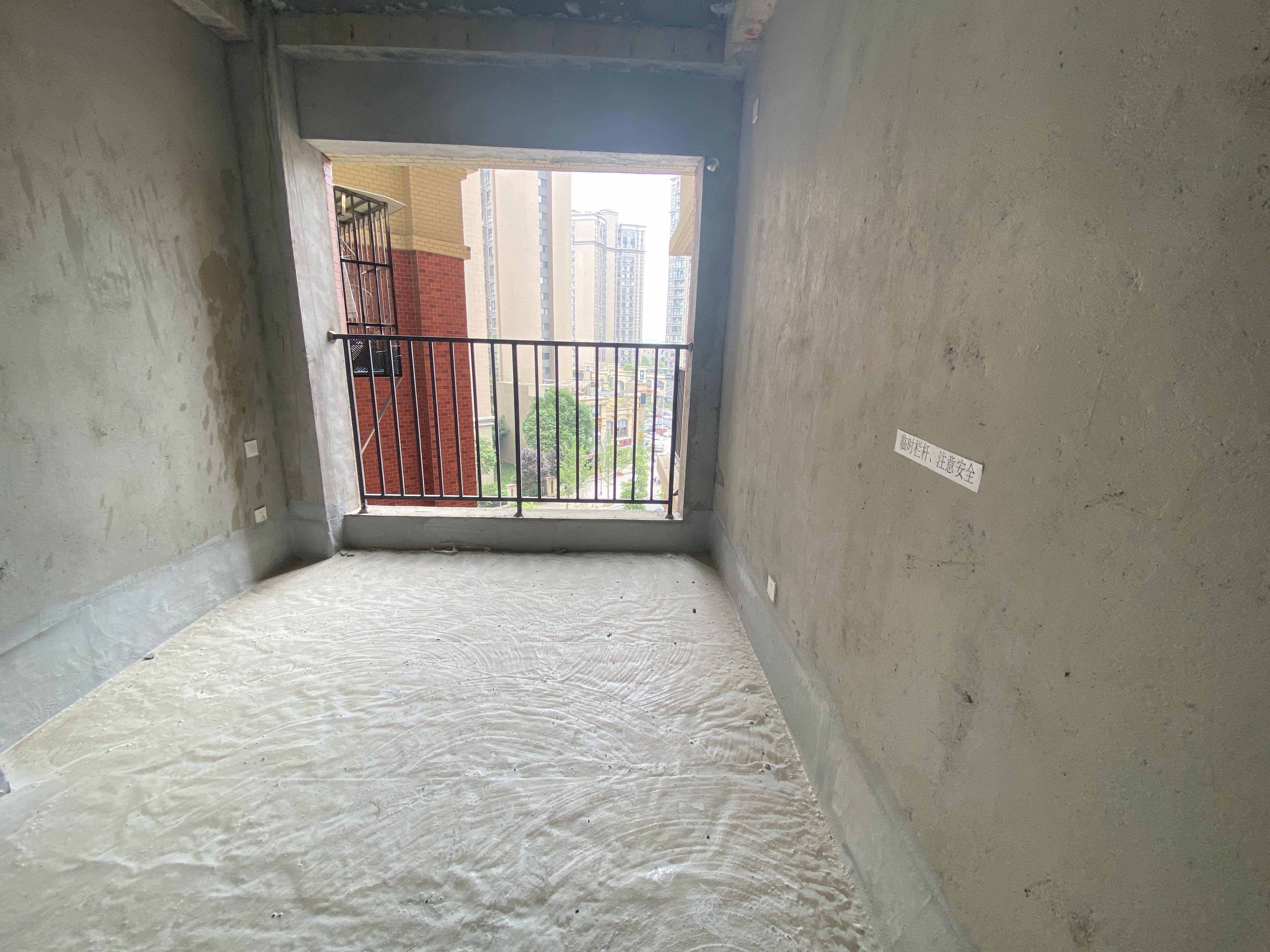 绵阳一号桥片区 三汇英郡四房108万 绵阳二手房