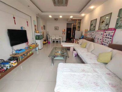 老城区 文豪名居三房59.8万