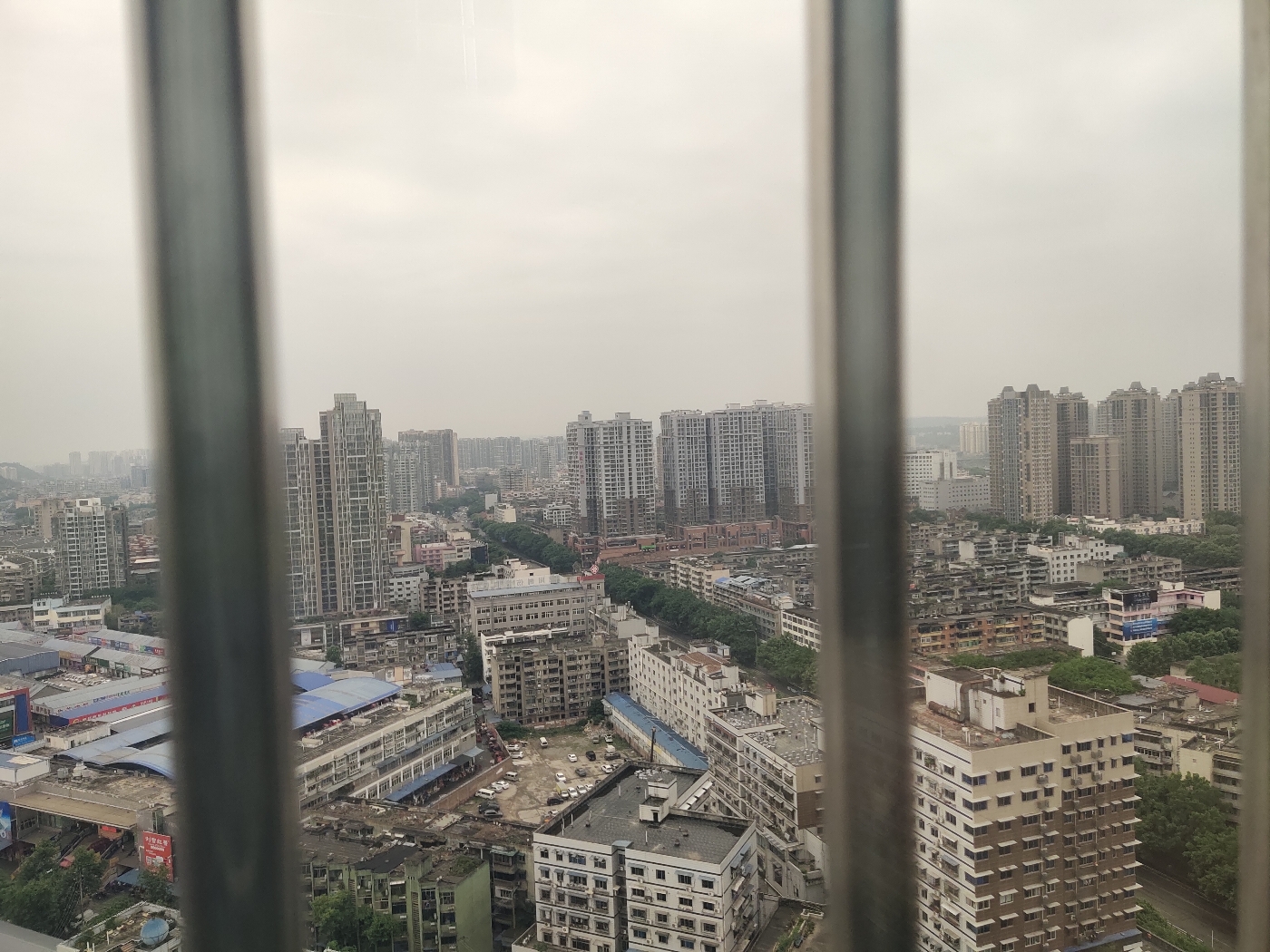 绵阳图书馆片区 先锋国际三房115万 绵阳二手房