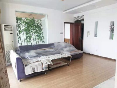 高水片区 柏林名馆三房93万