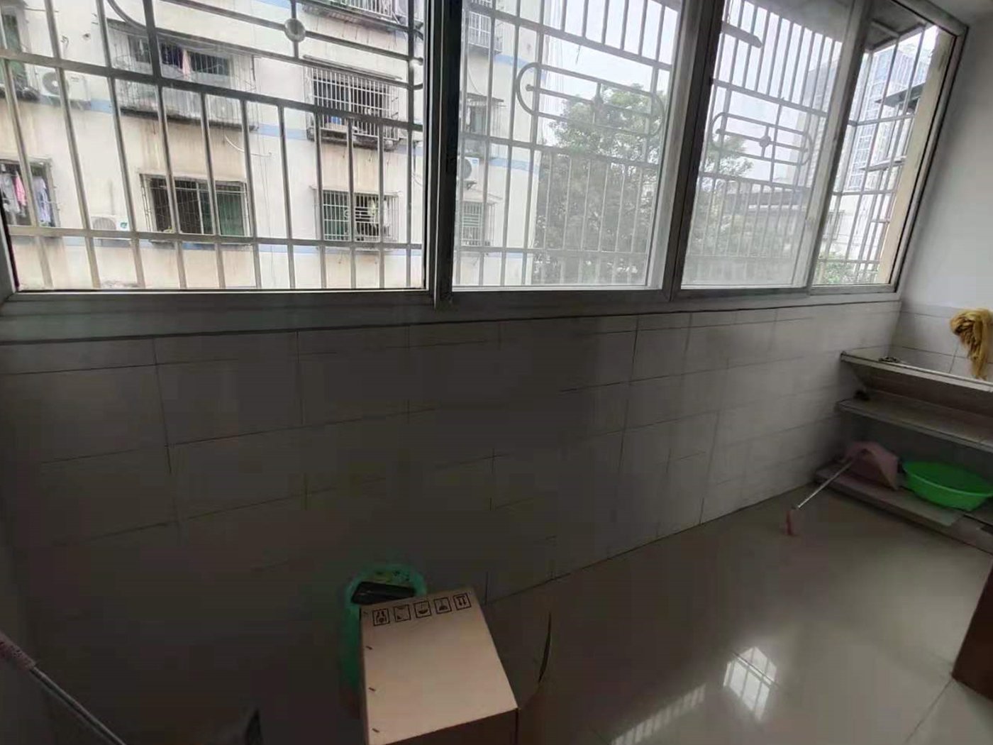 绵阳老城区 金鹏园一期三房55万 绵阳租房