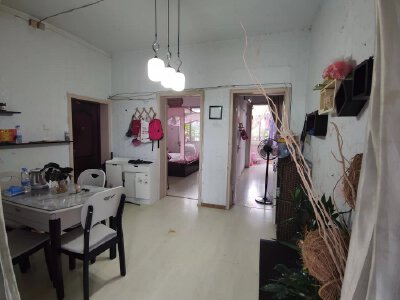 404片区 华丰小区两房52万