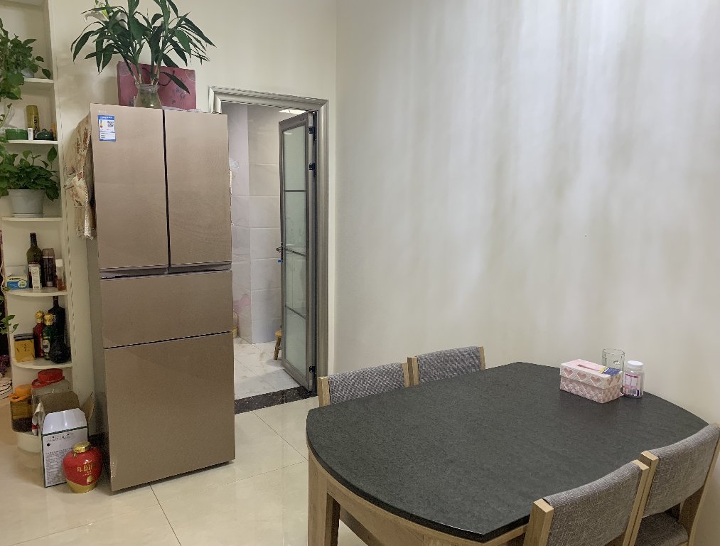 绵阳神州南都二期，2室2厅1卫，77.00㎡，精装，售价63.00万 绵阳二手房