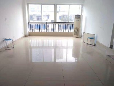 涪城区 福星楼3房138万