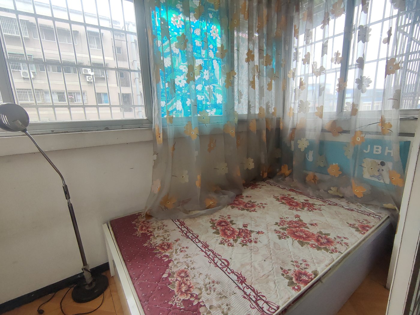 绵阳虹高小区，2室2厅1卫，90.00㎡，普装，租金900.00元/月 绵阳租房