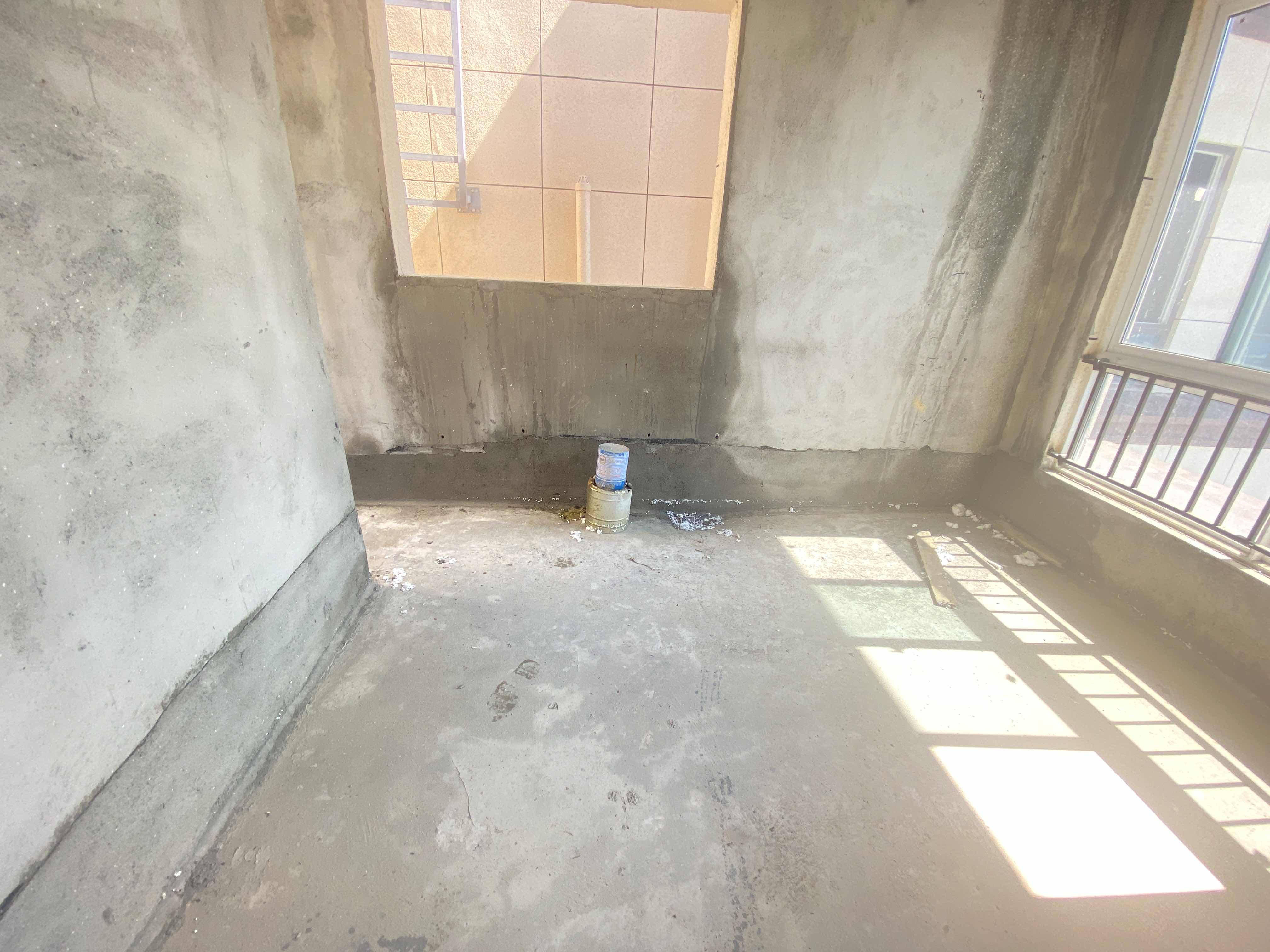 绵阳游仙区 凯越东湖1号4房98万 绵阳二手房